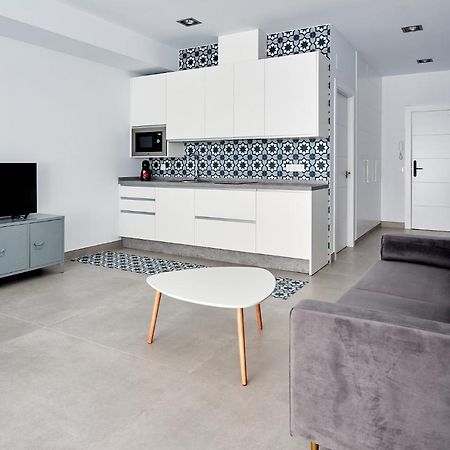 9 Nidos Centrica Suites - Nuevo Plasencia Exterior photo