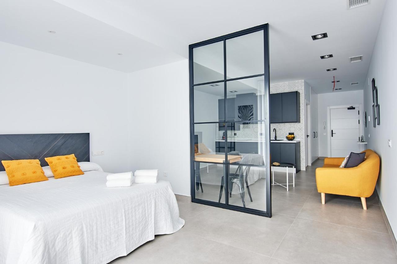9 Nidos Centrica Suites - Nuevo Plasencia Exterior photo